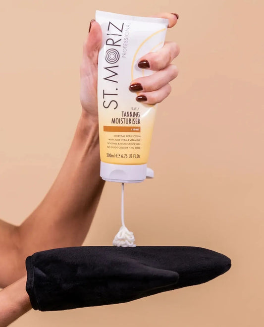 Лосьйон зволожувальний для поступової засмаги St Moriz Professional Tanning Moisturiser, 200 ml