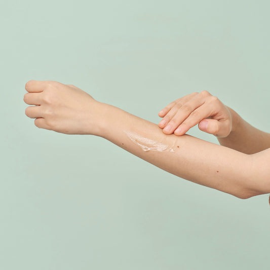 Заспокійливий гель з морським полином ROUND LAB Mugwort Calming Soothing Gel, 150 ml