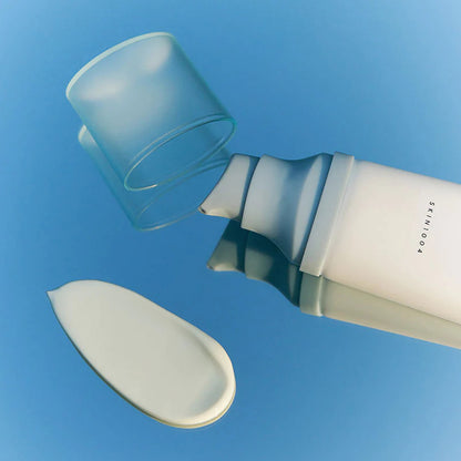 Сонцезахисний крем-серум SKIN1004 Madagascar Centella Hyalu-Cica Water-Fit Sun Serum SPF50+ PA++++ 50 ml