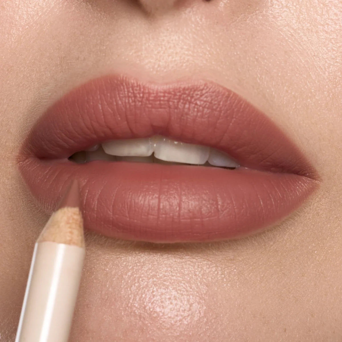 Олівець для губ Lipss LIPPEN 03 TRUFFLE